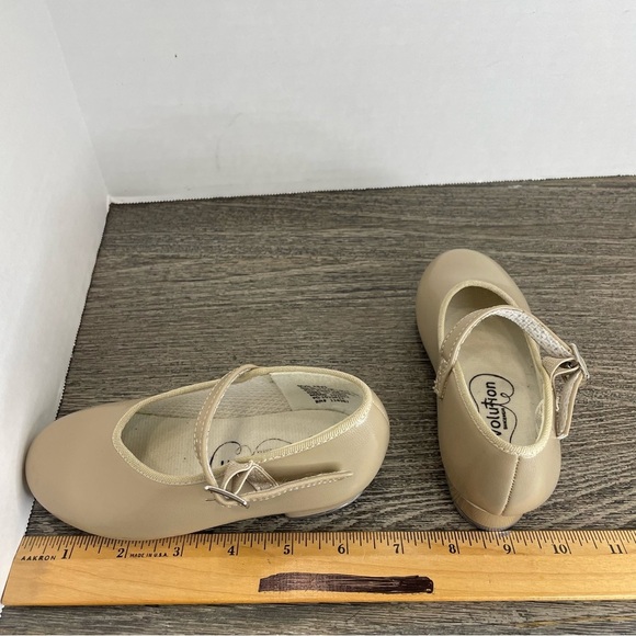 Revolution Dancewear Tan Tap Shoes. Size 11.5 girls. Pre-owned. - Picture 10 of 10